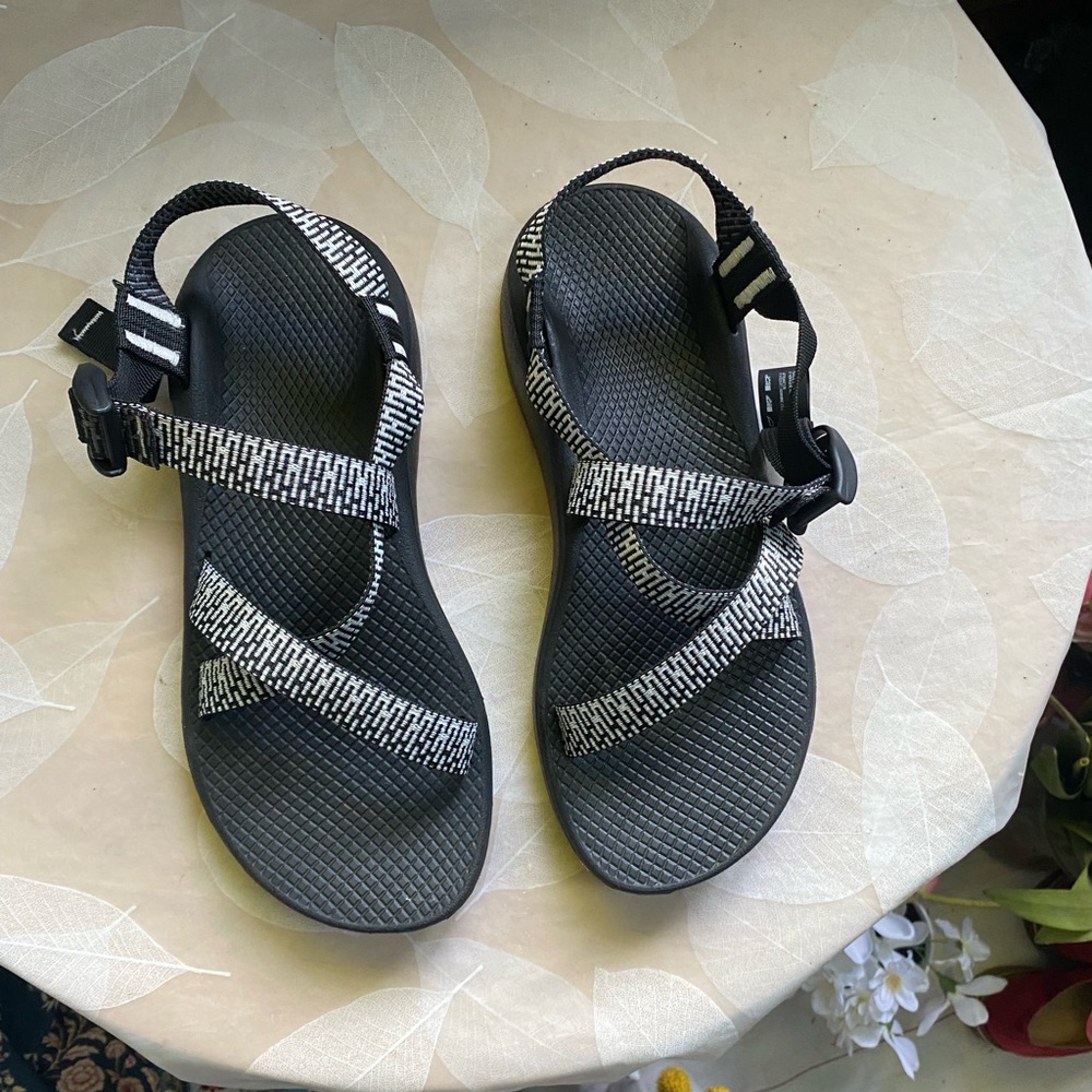 Chaco Mega Z/Cloud Sandals. Size 9M New without box.